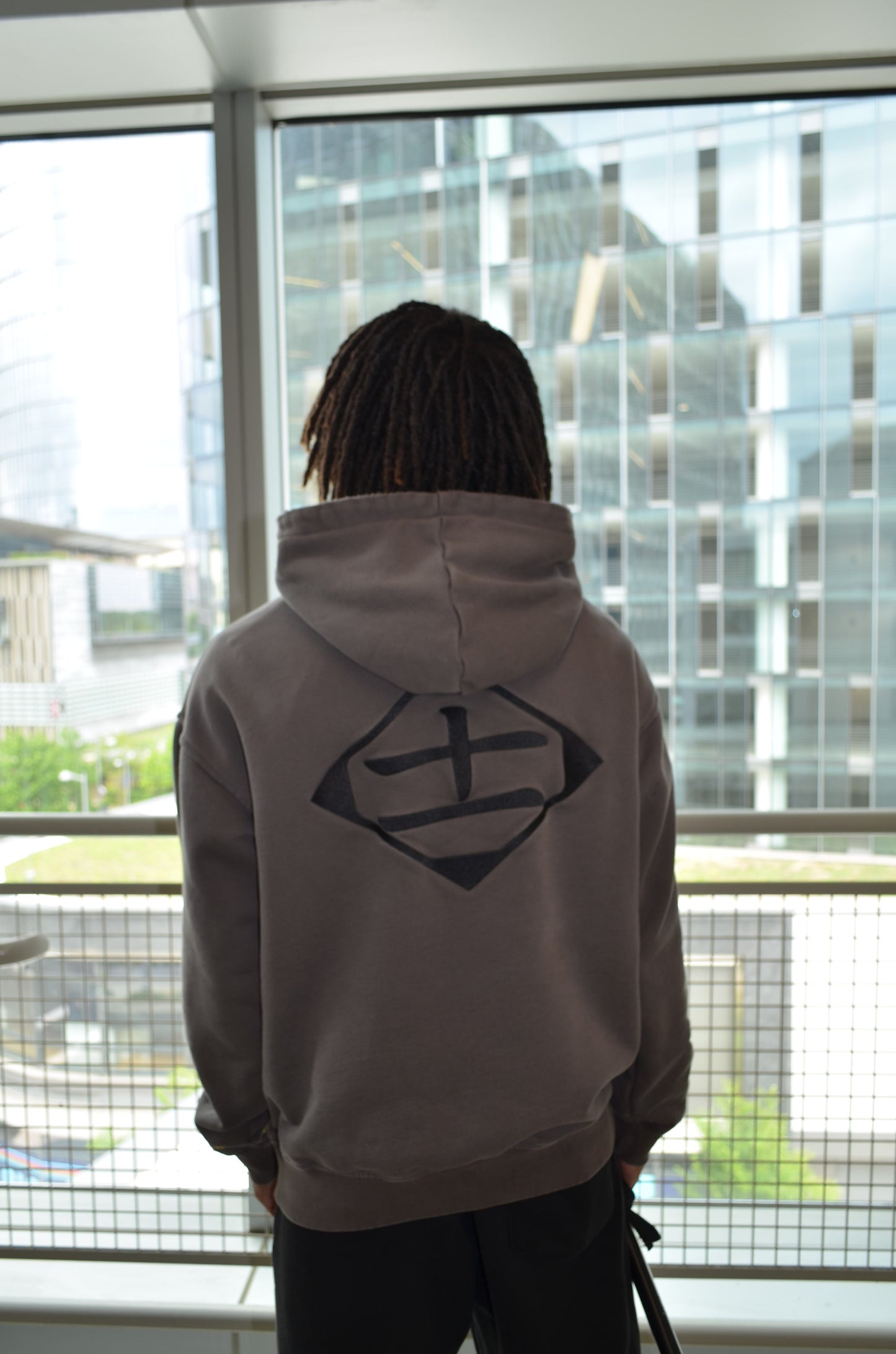 Alternate back view of Kenpachi Zaraki hoodie showing Division 11 kanji detail by Solace Studios